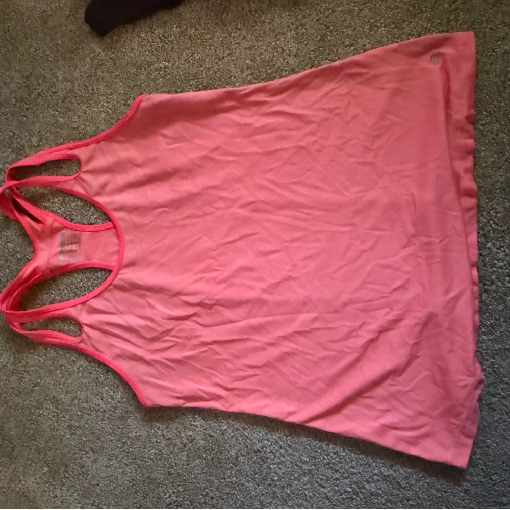 Coral Performance Tank